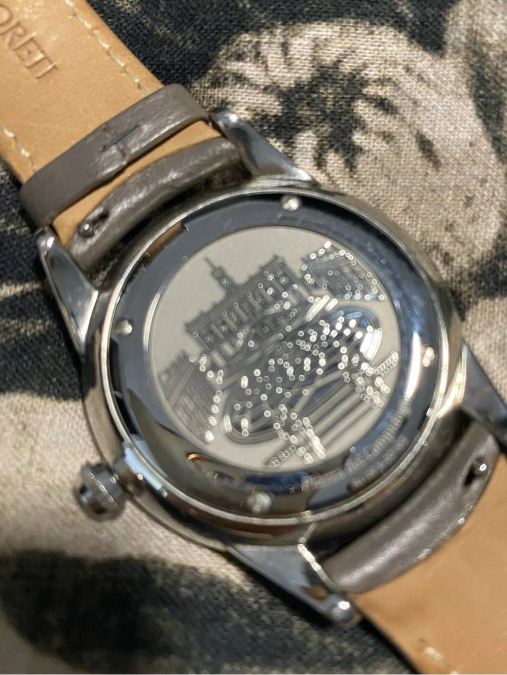 Men's Classic Gray Leather Watch